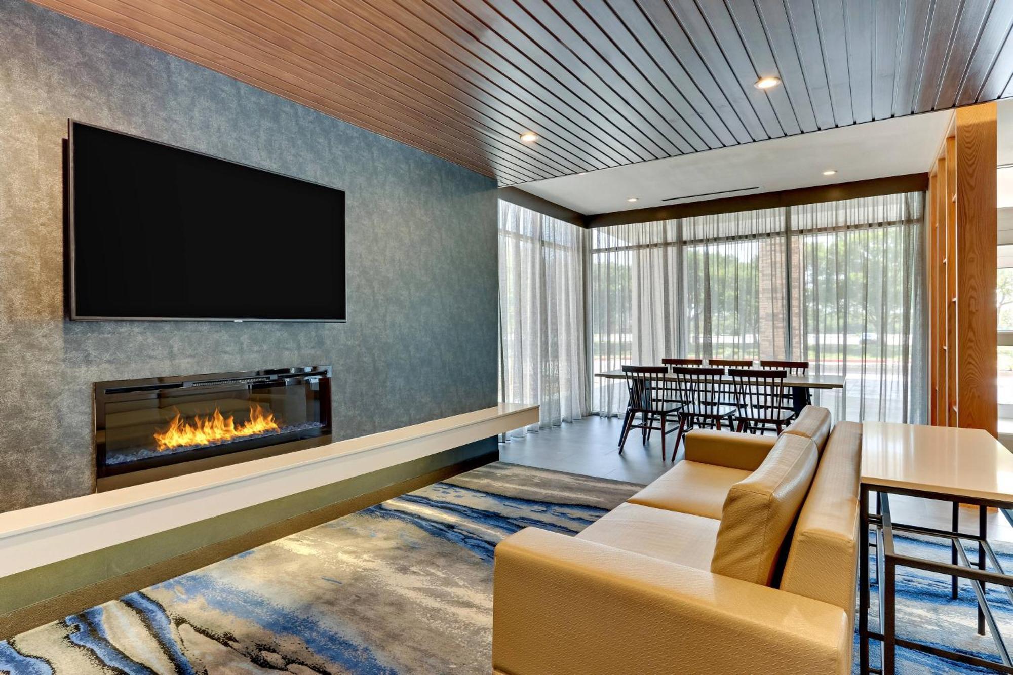 Fairfield Inn & Suites By Marriott Dallas Love Field Kültér fotó