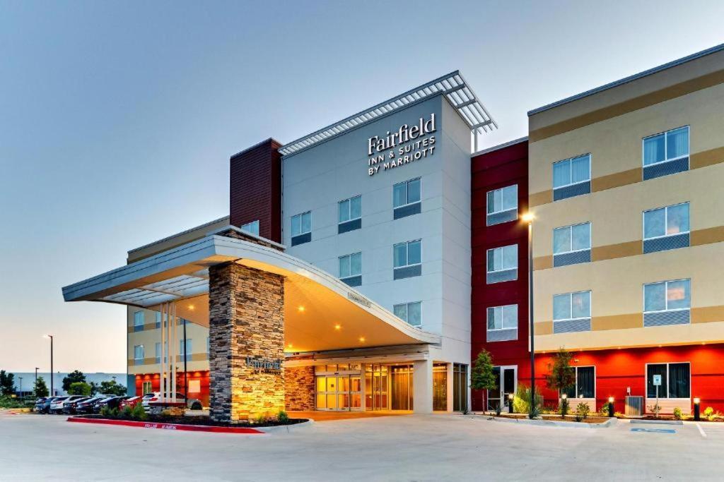 Fairfield Inn & Suites By Marriott Dallas Love Field Kültér fotó